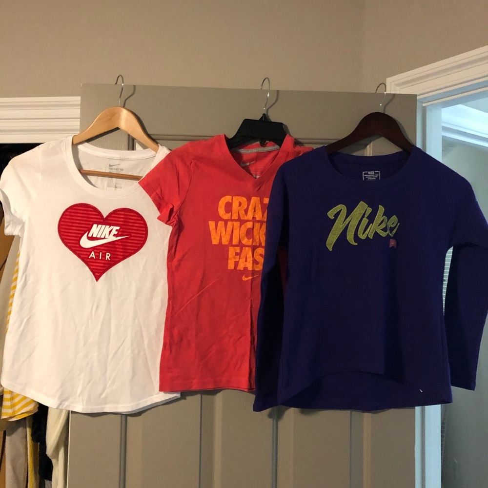 Nike Girls Youth Large Shirts (x3)
